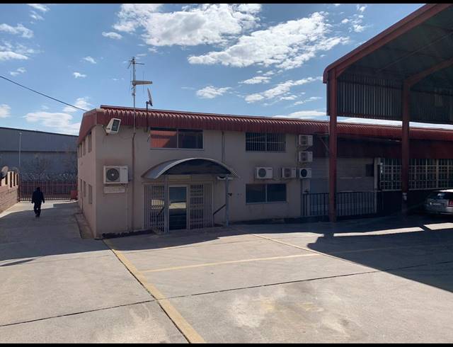 850M² WAREHOUSE TO LET IN KEW